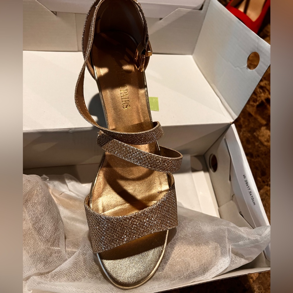 Aris Glittering Gold Heels